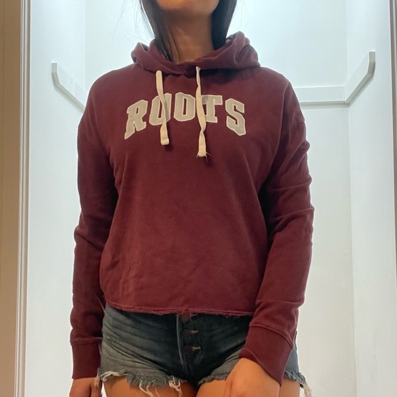 🍁 Women’s Roots Lightweight Sweater – Size Medium 🍁 - Picture 3 of 13